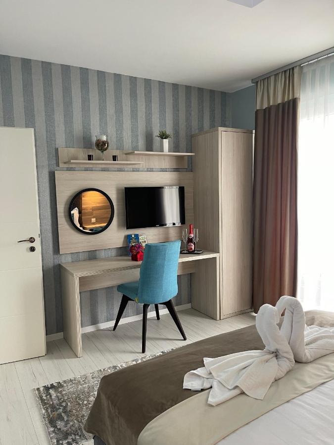 Appartement Voyage Cubic Adults Only à Sibiu Extérieur photo
