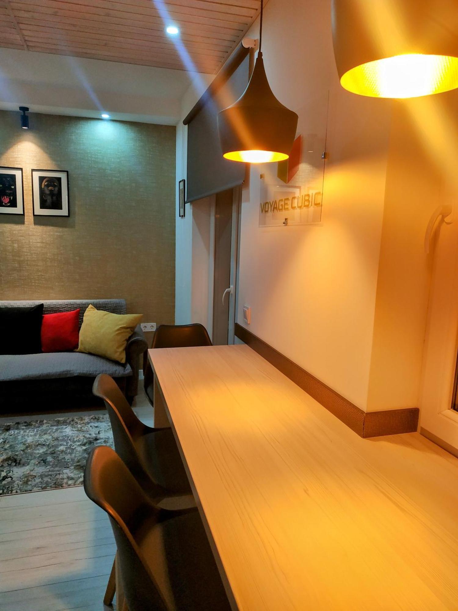 Appartement Voyage Cubic Adults Only à Sibiu Extérieur photo